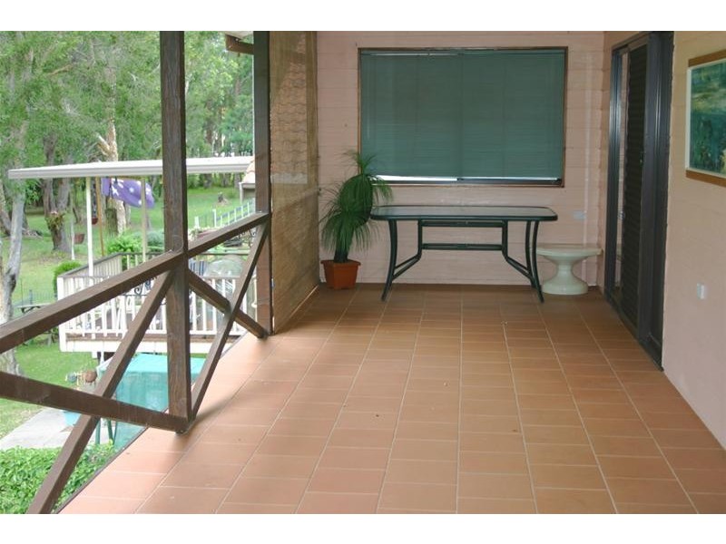 5 Kullaroo  Road, Summerland Point NSW 2259