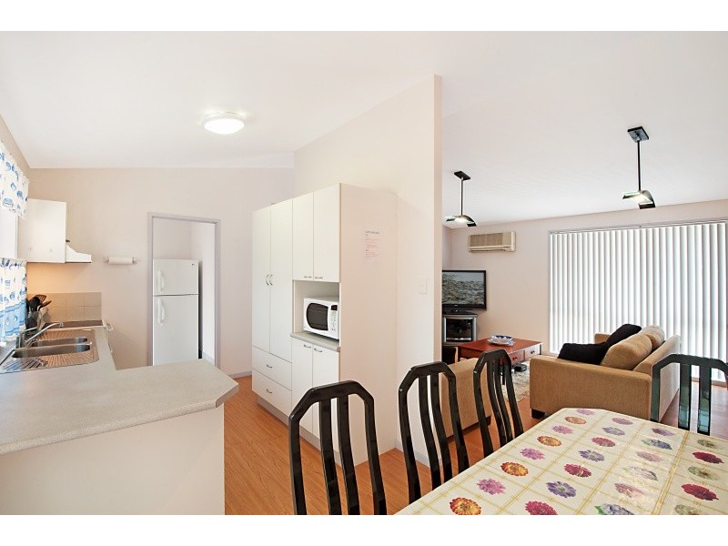 40 Quinalup Street, Gwandalan NSW 2259