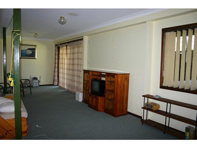 5 Kullaroo  Road, Summerland Point NSW 2259