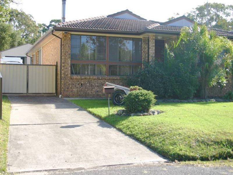 8 Queens Road, Lake Munmorah NSW 2259