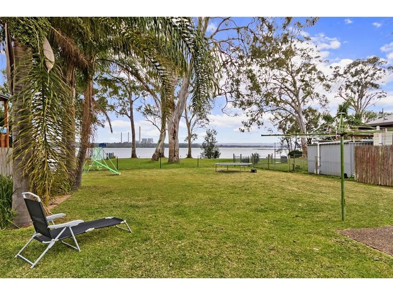 24 Sunset Parade, Chain Valley Bay NSW 2259