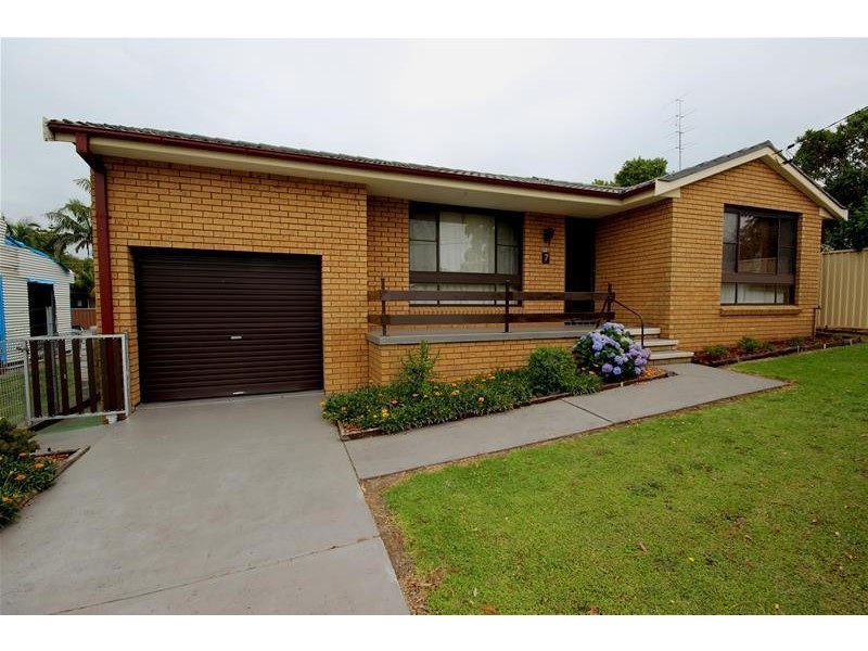 7 Yearnin Street, Gwandalan NSW 2259