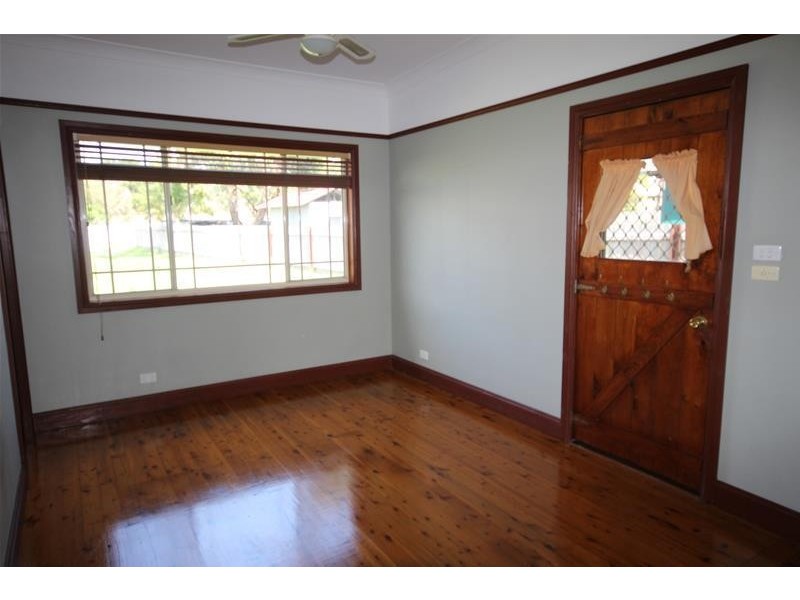 34 Barton Road, Doyalson NSW 2262