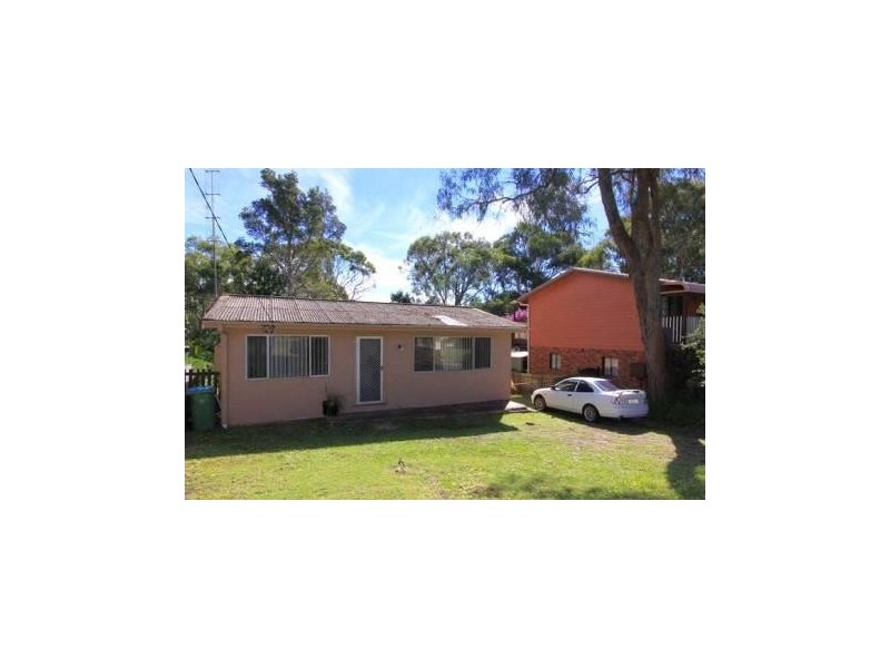 31 Leumeah Avenue, Chain Valley Bay NSW 2259