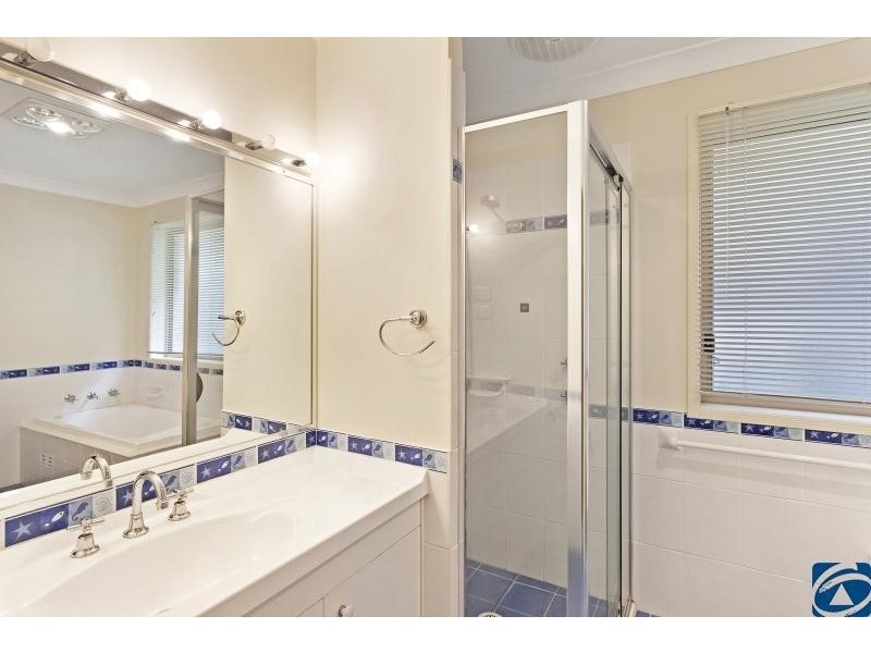 3 Tradewinds Avenue, Summerland Point NSW 2259