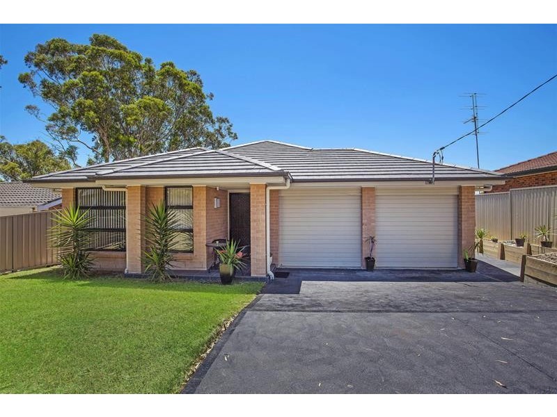 74 Catherine Street, Mannering Park NSW 2259