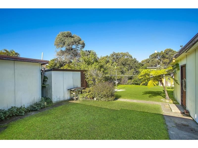 93 Catherine Street, Mannering Park NSW 2259