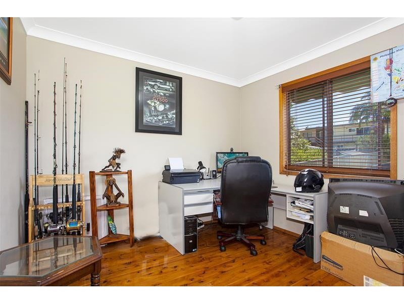 16 Moonah Place, Gwandalan NSW 2259