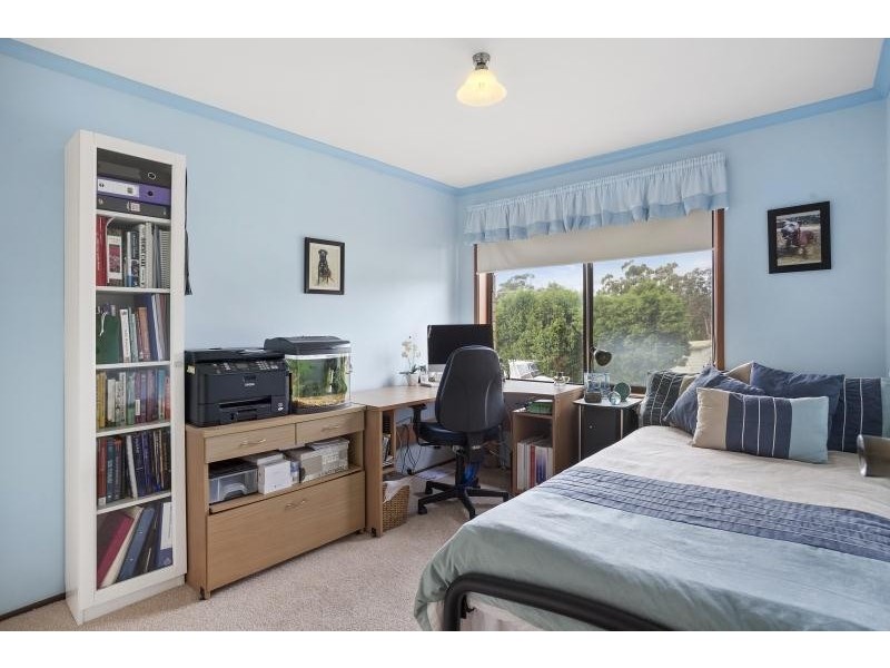 35 Quinalup Street, Gwandalan NSW 2259