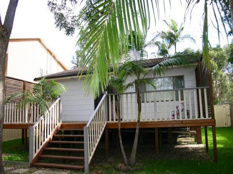 71 Cams Boulevarde Road, Summerland Point NSW 2259