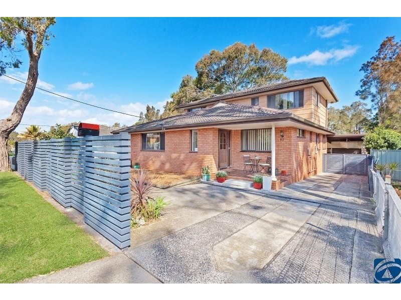 27 Sixth Avenue, Toukley NSW 2263