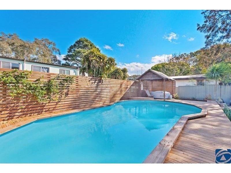 27 Sixth Avenue, Toukley NSW 2263