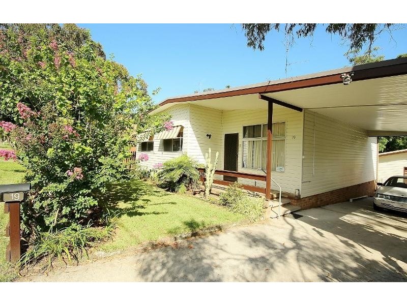 19 Pinaroo Road, Gwandalan NSW 2259