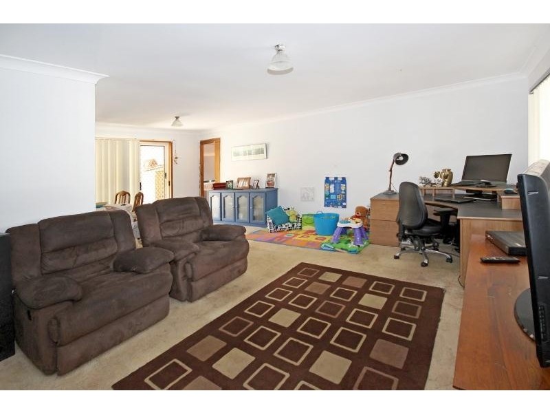 60 Catalina Avenue, San Remo NSW 2262