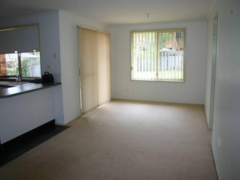 15 Gymea Crescent, Mannering Park NSW 2259