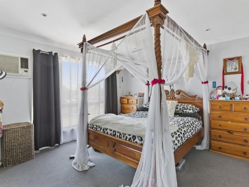 116 Vales Road, Mannering Park NSW 2259