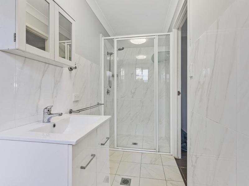 116 Vales Road, Mannering Park NSW 2259