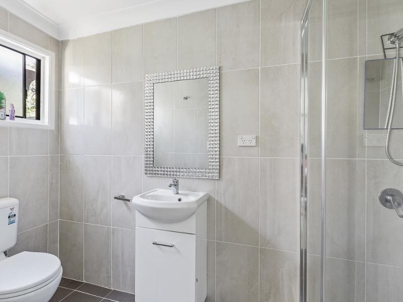 116 Vales Road, Mannering Park NSW 2259