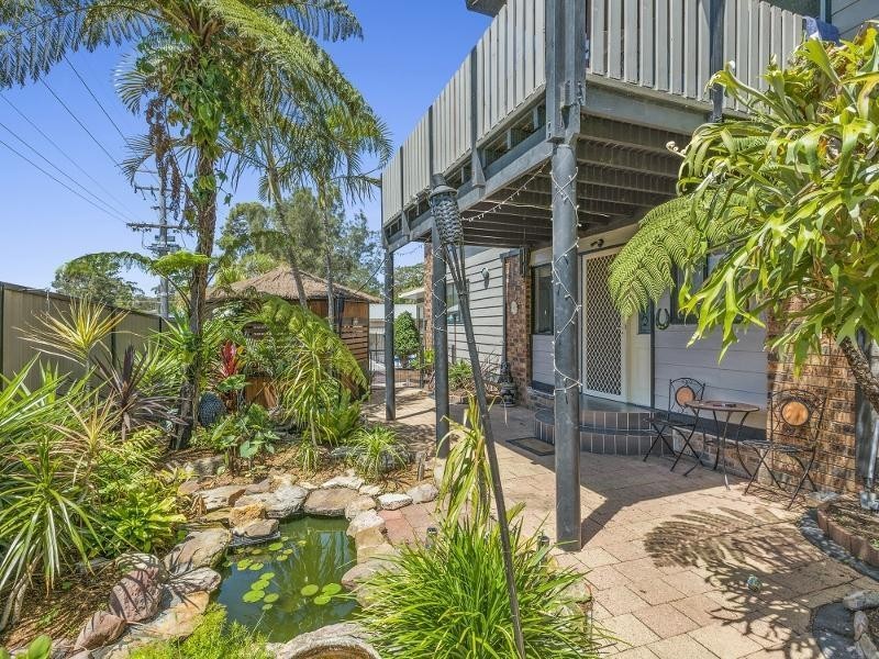 116 Vales Road, Mannering Park NSW 2259