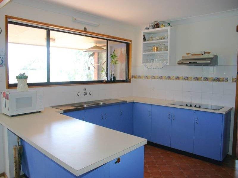 17-19 Winbin Crescent, Gwandalan NSW 2259