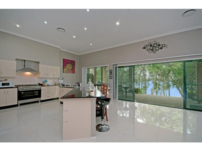 74 Teragalin Drive, Chain Valley Bay NSW 2259