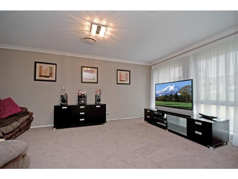 74 Teragalin Drive, Chain Valley Bay NSW 2259