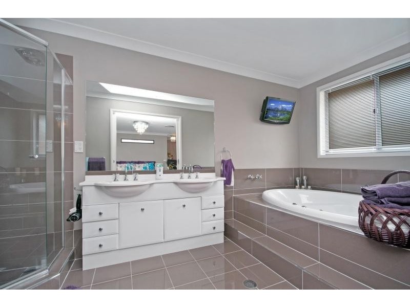 74 Teragalin Drive, Chain Valley Bay NSW 2259