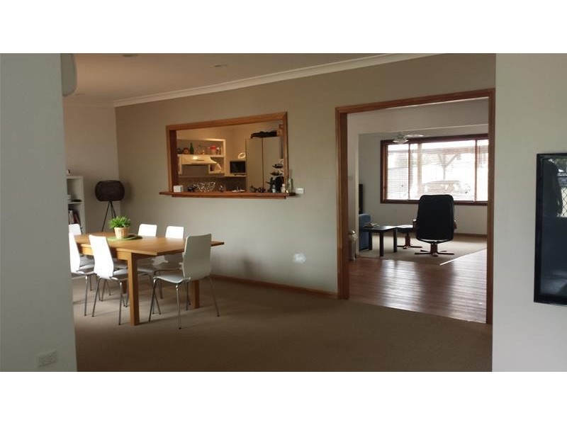 24 Tarwhine Avenue, Chain Valley Bay NSW 2259