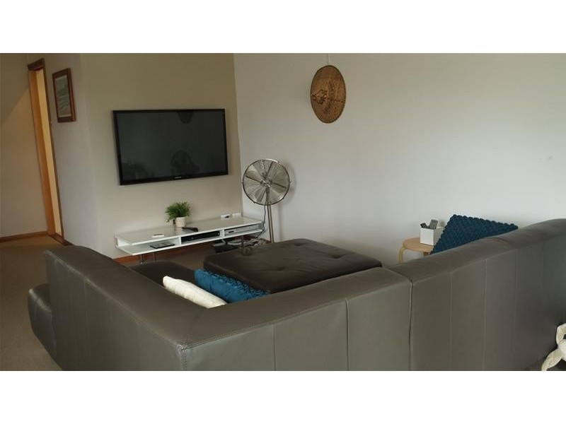 24 Tarwhine Avenue, Chain Valley Bay NSW 2259