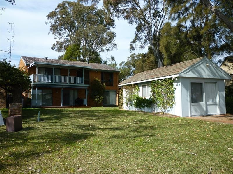 1A Macquarie Road, Mannering Park NSW 2259