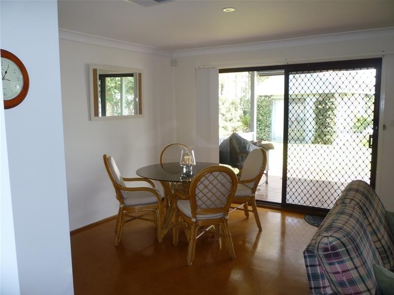 1A Macquarie Road, Mannering Park NSW 2259