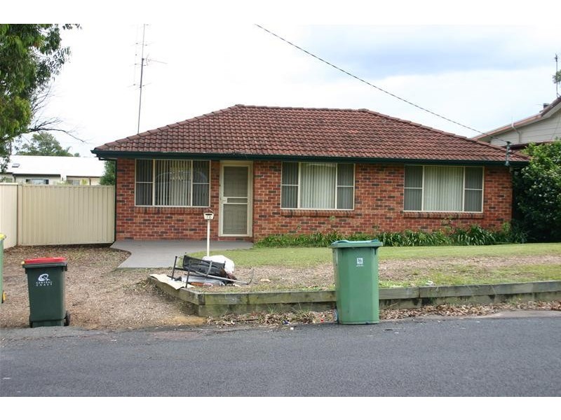 76 Catherine Street, Mannering Park NSW 2259