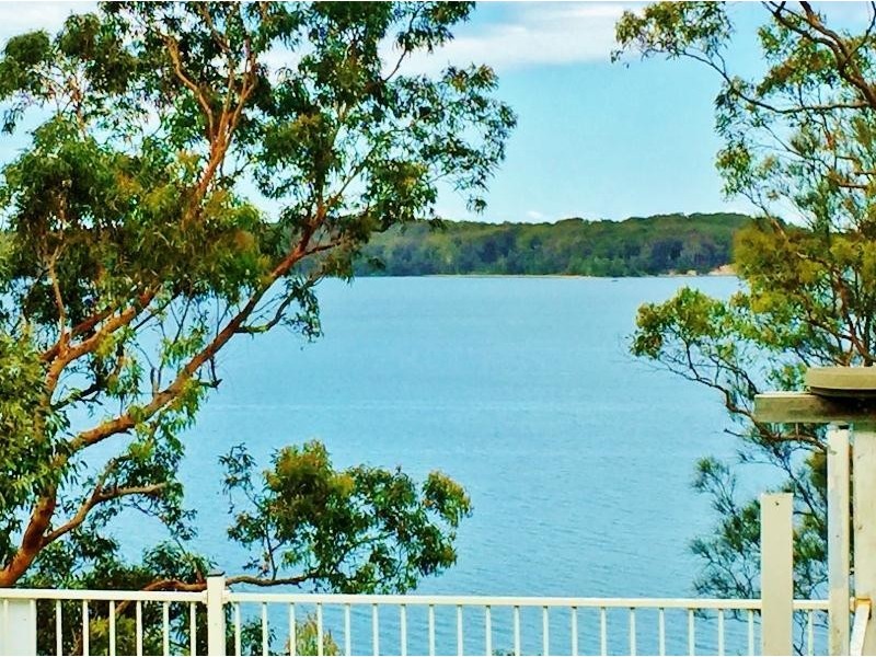 252 Dobell Drive, Wangi Wangi NSW 2267