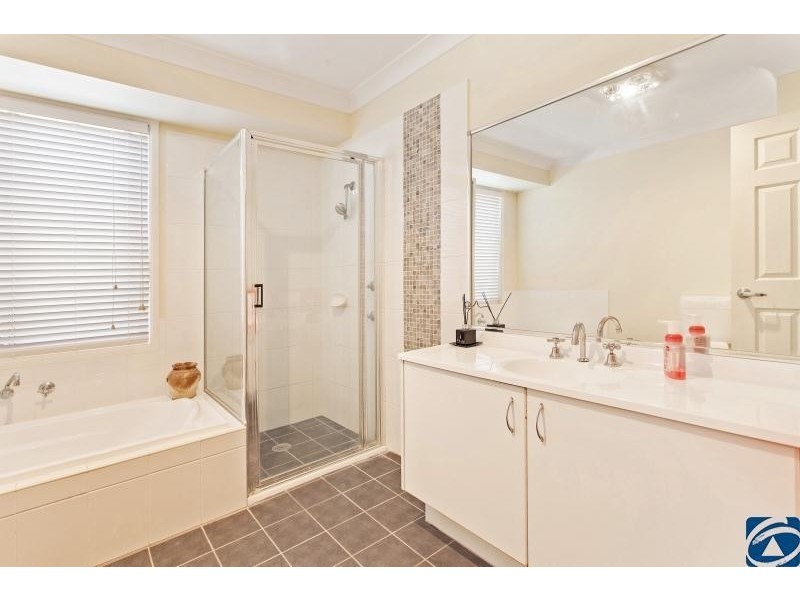 4 Seabreeze Close, Gwandalan NSW 2259