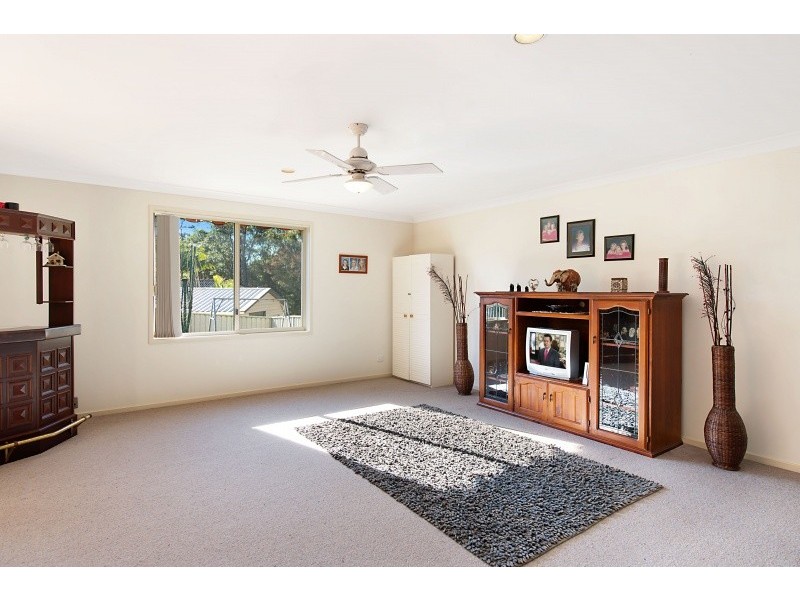 100 Yeramba Road, Summerland Point NSW 2259