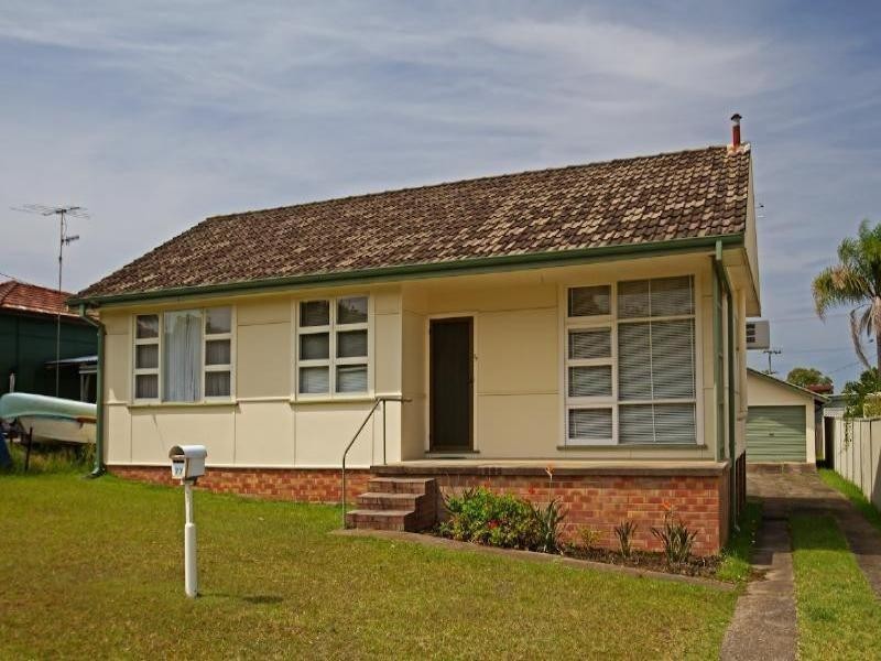 77 Coonanga Avenue, Budgewoi NSW 2262