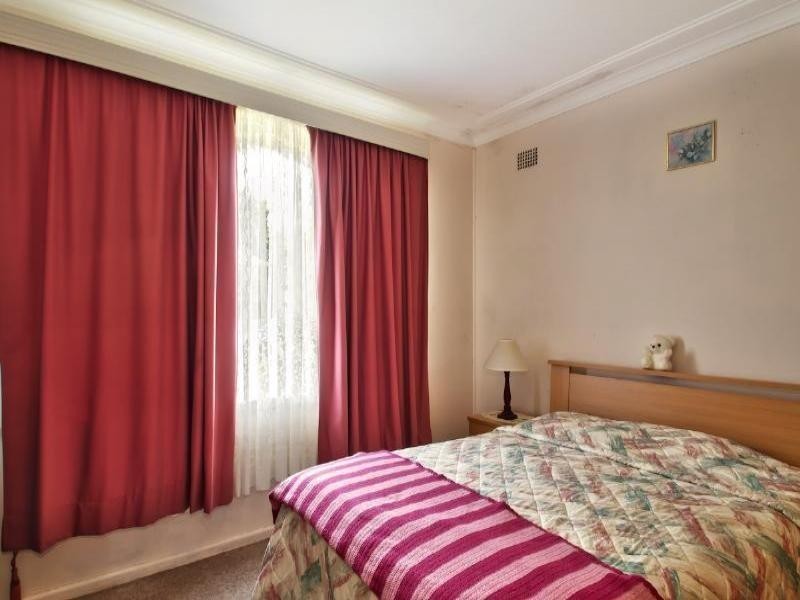 77 Coonanga Avenue, Budgewoi NSW 2262