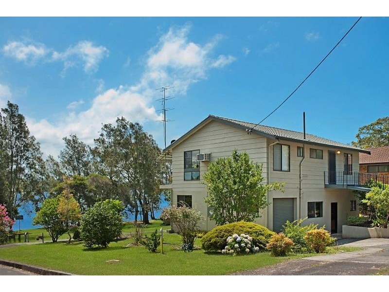 2 Kevin Street, Mannering Park NSW 2259