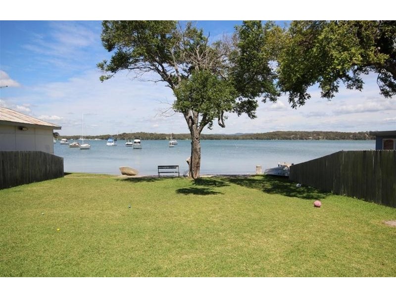 5 The Cut, Mannering Park NSW 2259