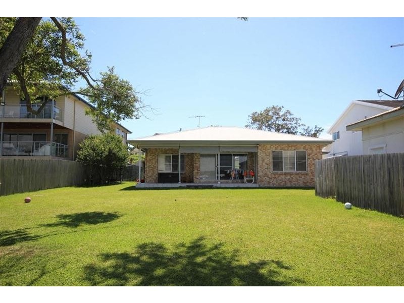 5 The Cut, Mannering Park NSW 2259