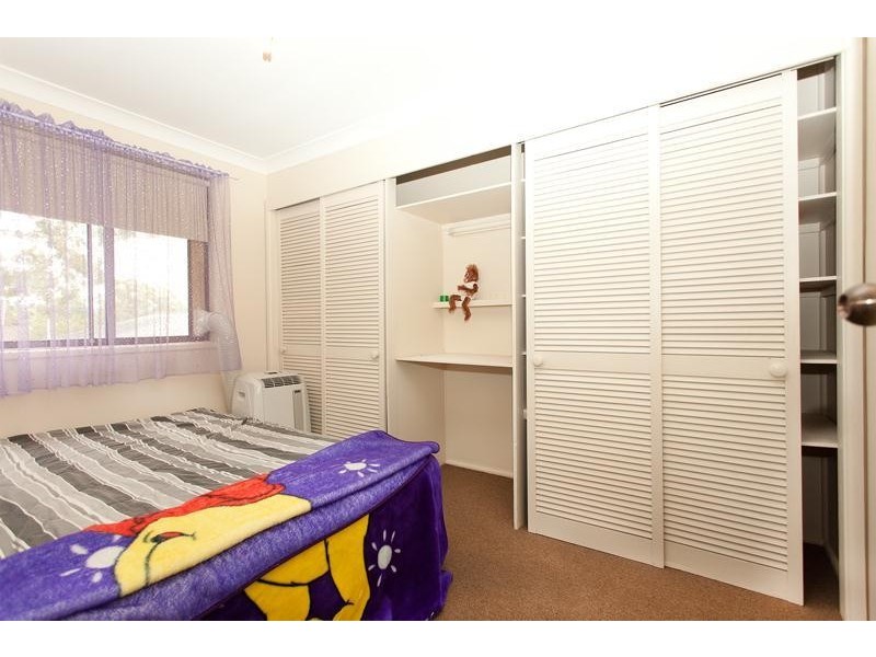 44 Catherine Street, Mannering Park NSW 2259