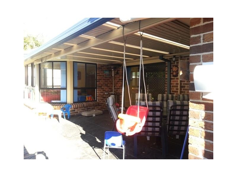 17 Kapala Avenue, Summerland Point NSW 2259