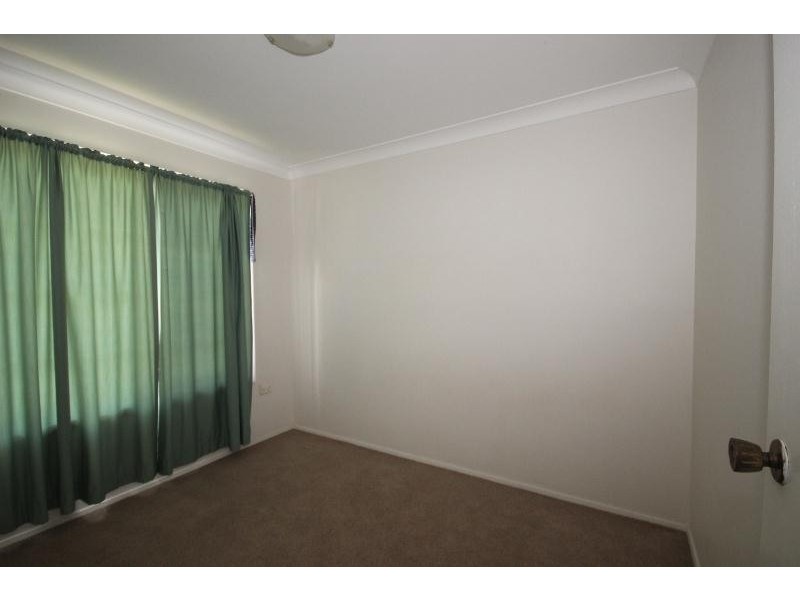 34 Campbell Parade, Mannering Park NSW 2259