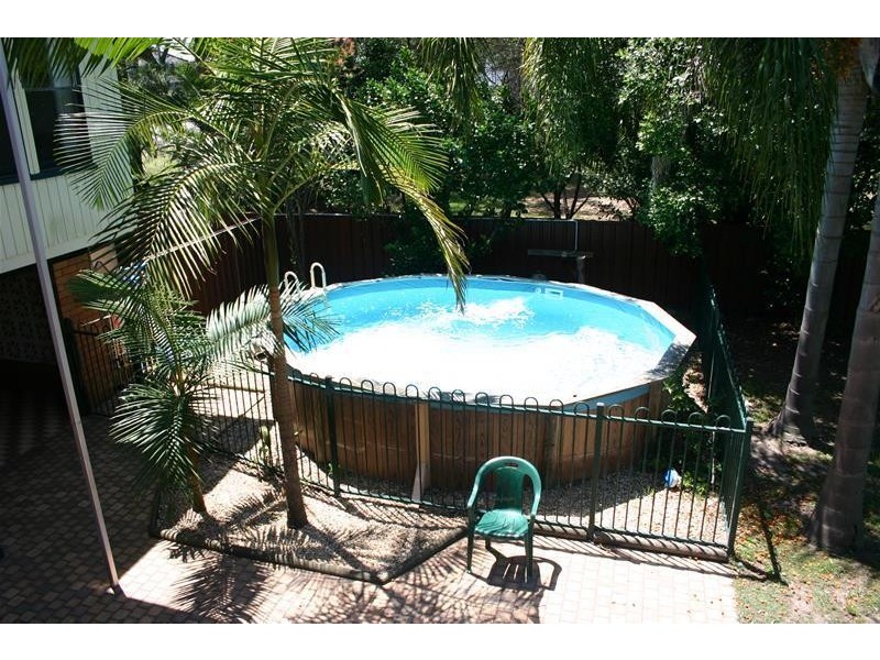 9 Waverley Road, Mannering Park NSW 2259