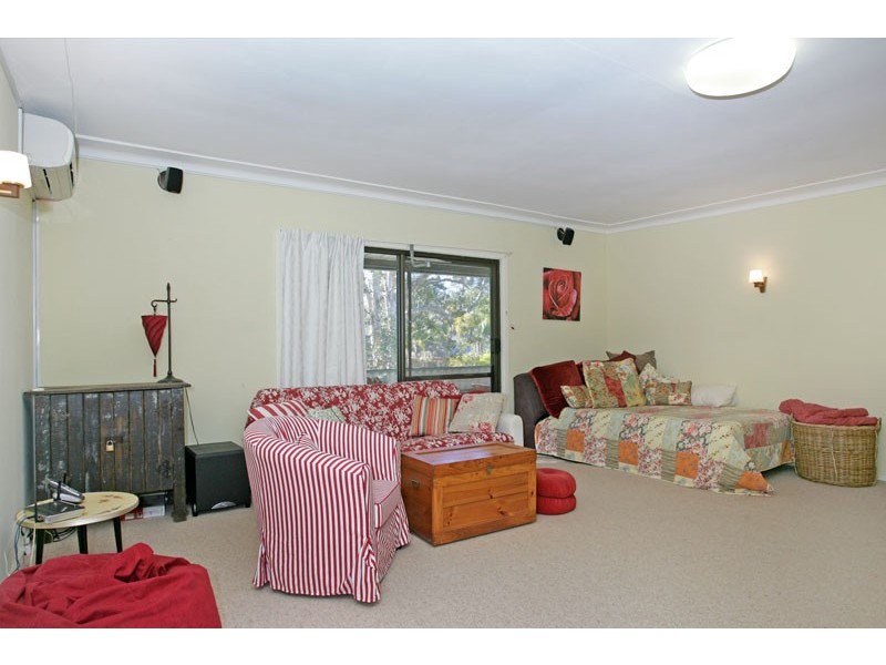 7 Ginganup Road, Summerland Point NSW 2259