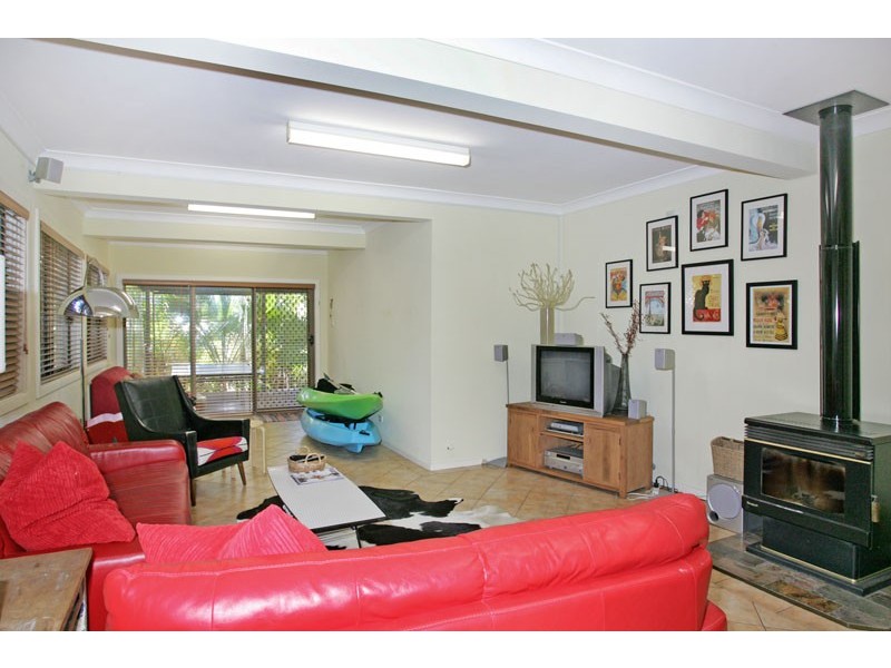 7 Ginganup Road, Summerland Point NSW 2259