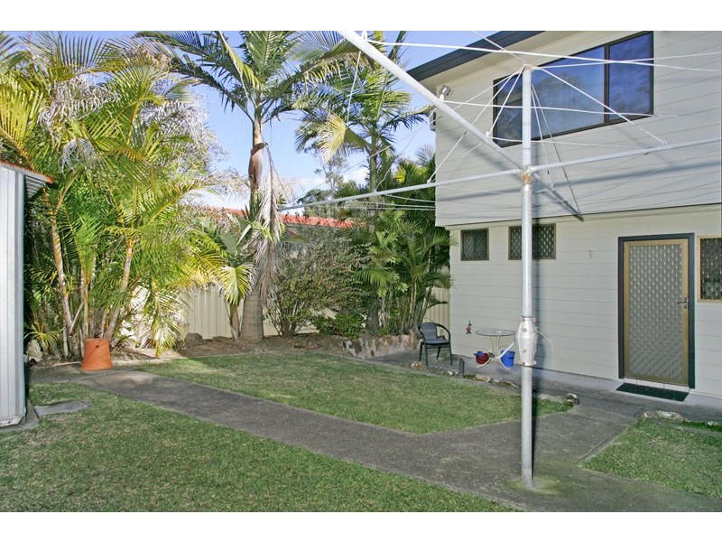 7 Ginganup Road, Summerland Point NSW 2259