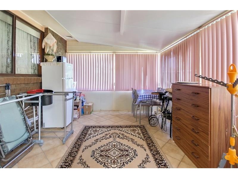22 Vales Road, Mannering Park NSW 2259