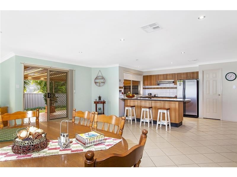 32 Bell Brae Avenue, Gwandalan NSW 2259