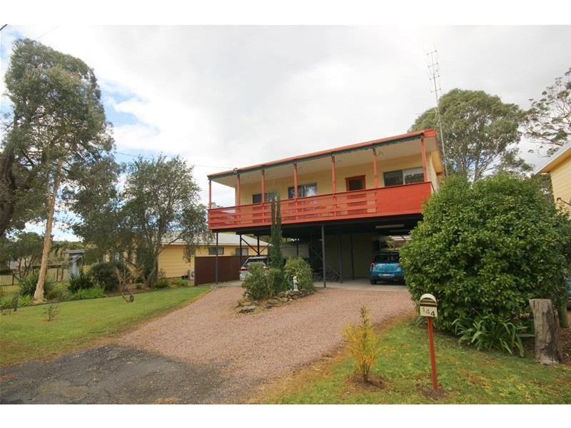 144 Cams Boulevard, Summerland Point NSW 2259